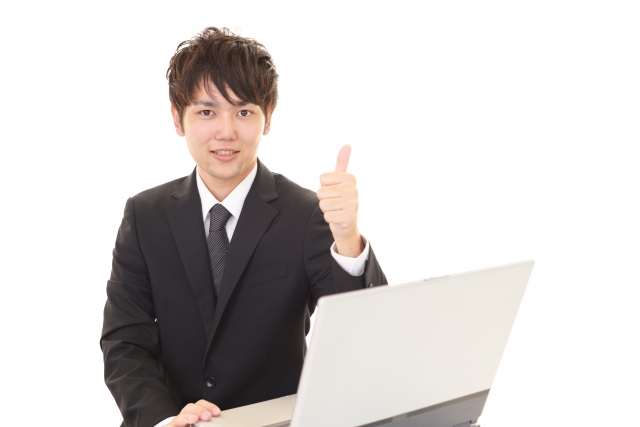 インターネットFAXはこんな企業におすすめ！導入で業務効率がアップする理由とは